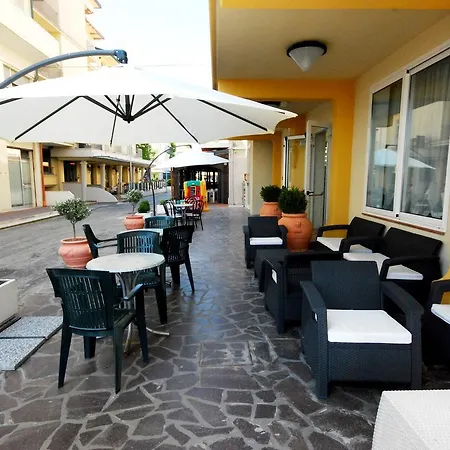Hotel Hotel Lungomare 3*