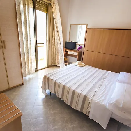 Hotel Lungomare Hotel 3*